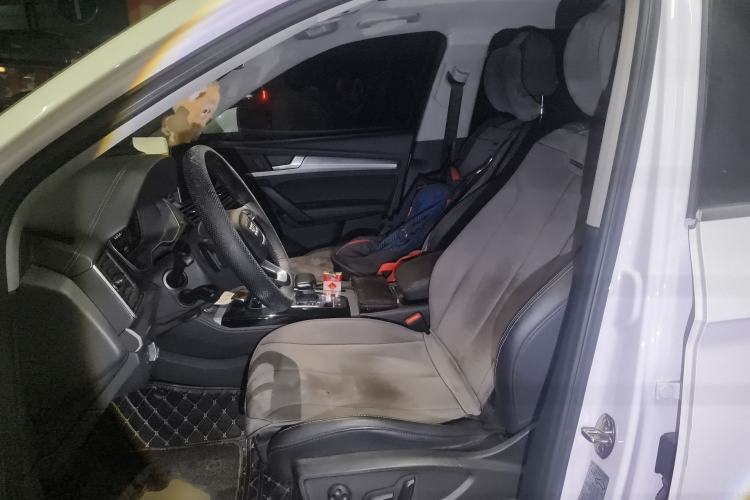 Used Audi Q5L 2022 40T Fashionable and Dynamic Model
