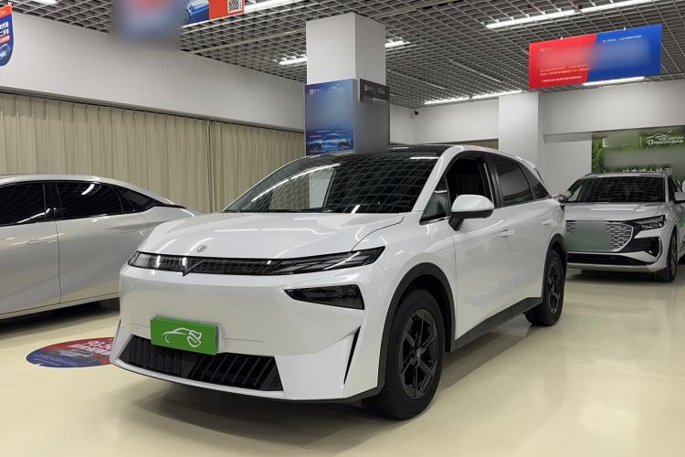 Used Venucia VX6 2024 520 Travel Edition