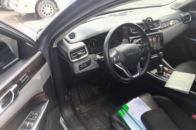 Used Lynk & Co 02 2019 High-Energy Edition 2.0T Automatic Two-Wheel Drive Shine Pro Edition China VI Standard
