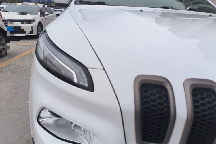 Used Jeep Cherokee 2016 2.4L 75th Anniversary Edition
