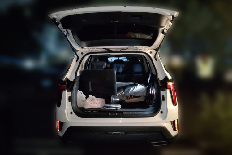 Used SOL X8 PLUS 2023 1.5 TGDI DCT Smart Home Edition 7-Seater