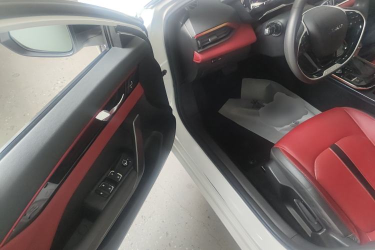 Used Dongfeng Aeolus Yixuan 2021 230T Automatic Zuiying Knight Edition Driver Seat