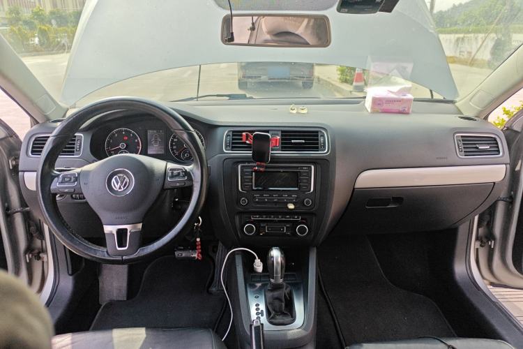 Used Volkswagen Sagitar 2014 1.4TSI Automatic Luxury Model