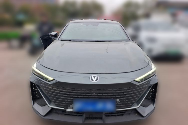 Used CHANGAN UNI-V 2022 1.5T Prestige Version