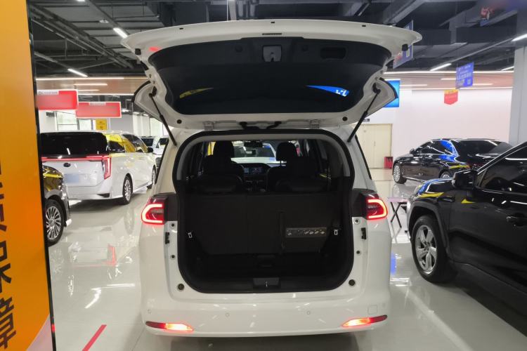 Used GAC Trumpchi M6 2019 270T DCT Prestige Edition (6-Seater) China VI Trunk