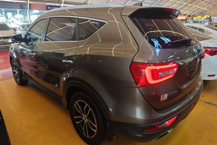 Used Dongfeng Fengon 580 2018 1.5T CVT Luxury Model
