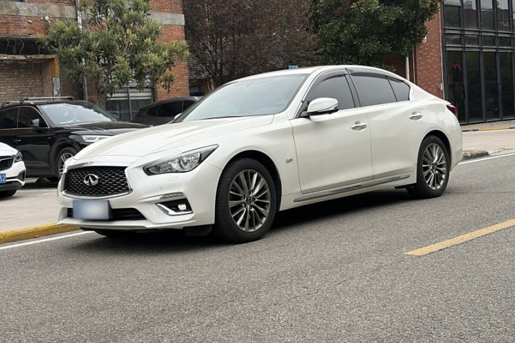 Used Infiniti Q50L 2018 2.0T Enjoyment Version China VI Standard