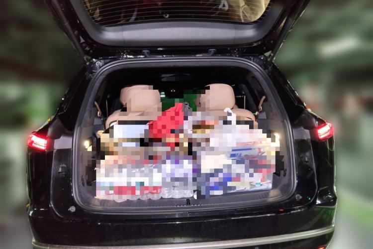 Used ONVO Luxeed L90 2025 Model—Ultra Six-Seater Version Trunk