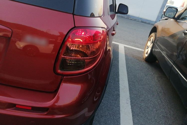 Used Suzuki SX4 2016 1.6L Manual Classic Edition
