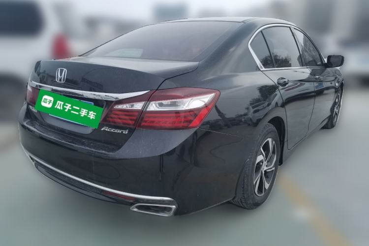Used Honda Accord 2016 2.0L Comfort Edition Rear Right 45 Deg