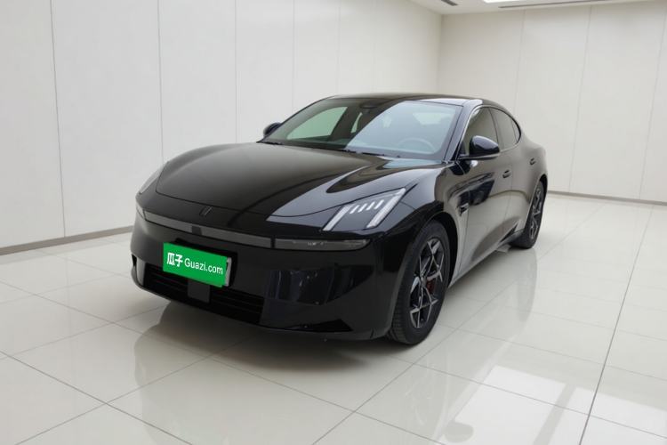 Used Lynk & Co Z10 2025 95 kWh 766 km Range Rear-Wheel Drive Max