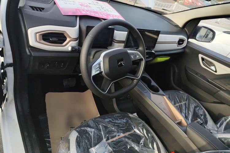 Used JAC Yiwei E10X 2024 Charming Edition 301km Lite