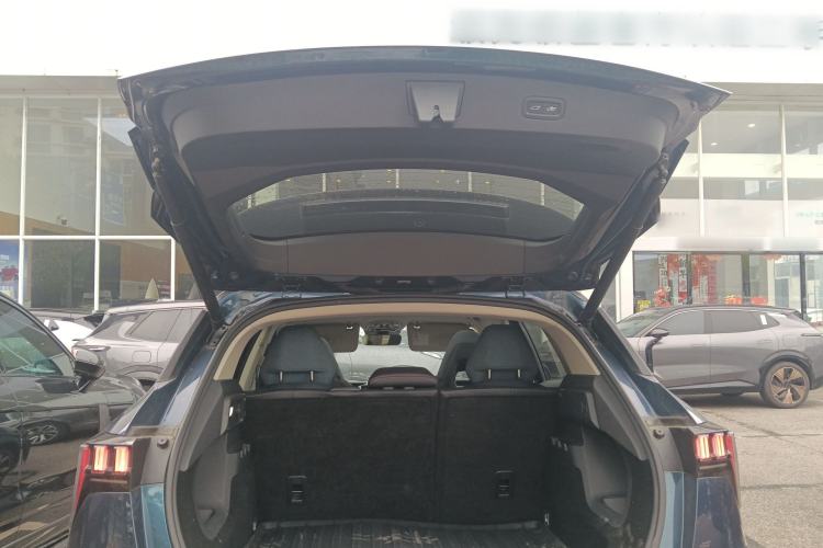 Used Lynk & Co 06 2020 1.5T YAO Halo Trunk