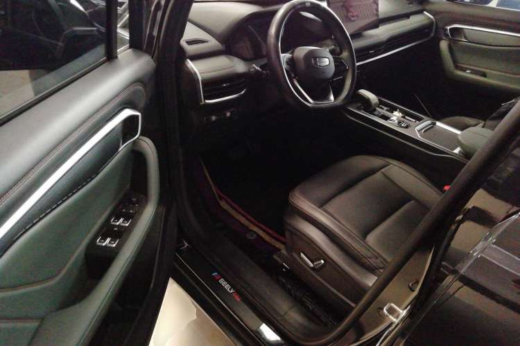 Used Geely Auto Haoyue L 2023 2.0T DCT Prestige Edition