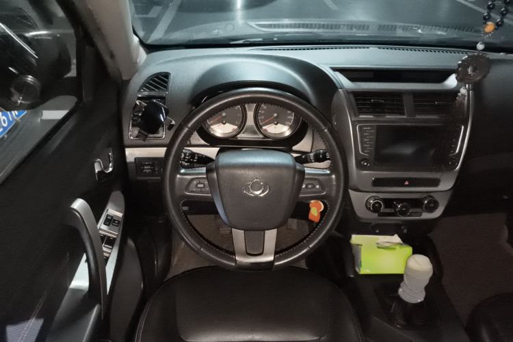 Used Geely Auto GX7 2015 Classic Edition 1.8L Manual Elite Model China IV Steering Wheel