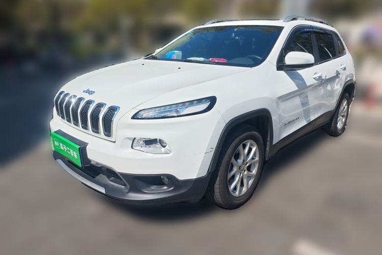 Used Jeep Cherokee 2017 2.0L Superior Edition