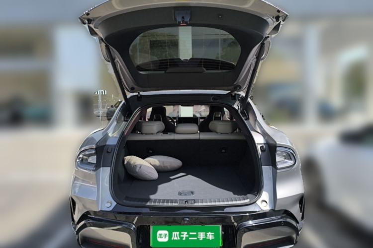 Used Xiaomi Auto YU7 2025 Ultra-Long Range High-Performance All-Wheel-Drive Max Edition
