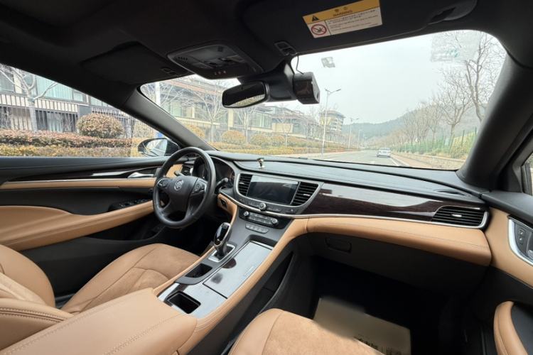 Used Buick LaCrosse 2018 28T Luxury Model