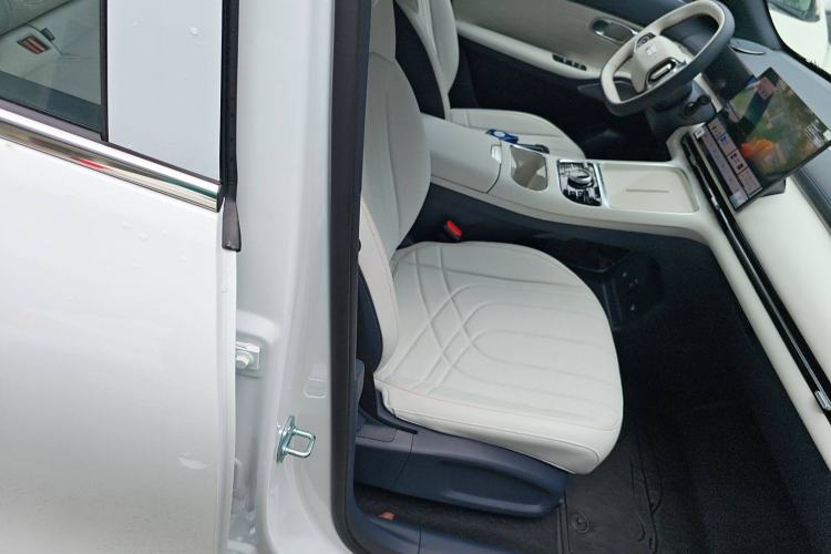 Used Geely Galaxy Galaxy Xingjian 7 EM-i 2025 120km Launch+ Version