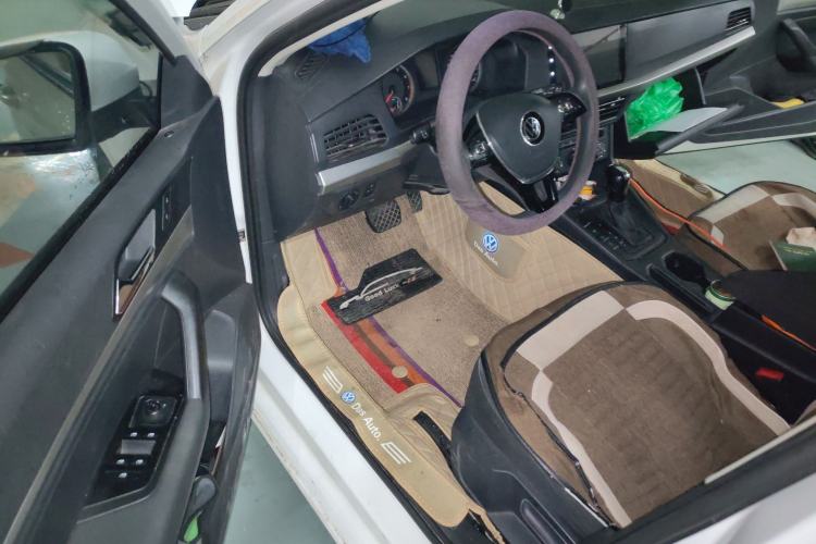 Used Volkswagen Lavida 2022 1.5L Automatic Fashion Edition Driver Seat