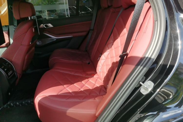Used BMW X5 2023 xDrive 40Li M Sport Night Edition Package
