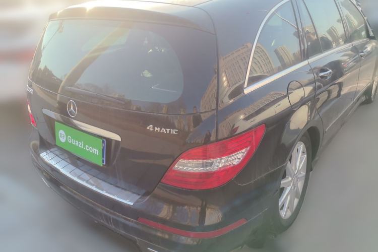 Used Mercedes-Benz R-Class 2011 R 350 L 4MATIC Rear Right 45 Deg