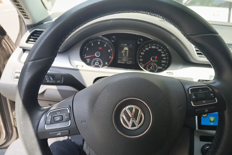 Used Volkswagen Magotan 2013 1.8TSI Premier Model