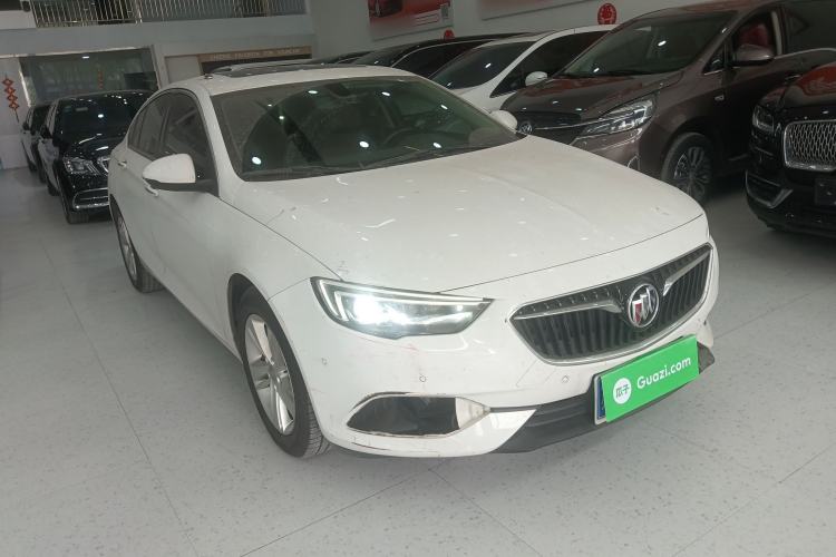 Used Buick Regal 2017 20T Luxury Model Front Right 45 Deg