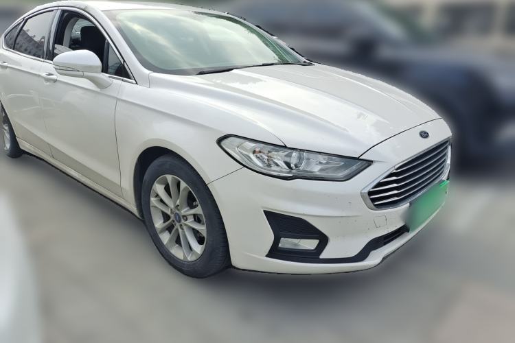 Used Ford Mondeo 2020 EcoBoost 200 Stylish Model Front Right 45 Deg
