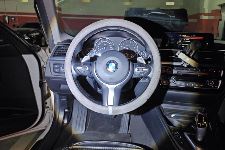 Used BMW 3 Series 2017 320Li Fashion Model
