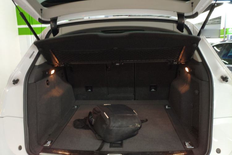 Used Audi Q5 2017 Plus 40 TFSI Technology Model Trunk