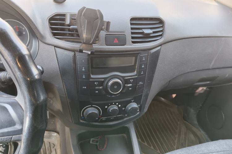 Used Wuling Hongguang 2015 1.5L S Basic Version China V Standard