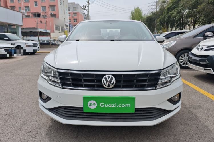 Used Volkswagen Jetta 2019 Dream Edition 1.5L Manual Fashion Version
