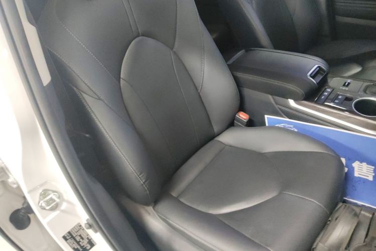 Used Toyota Highlander 2022 Dual-Engine 2.5L Four-Wheel Drive Supreme Edition 7-Seater Right Front Seat