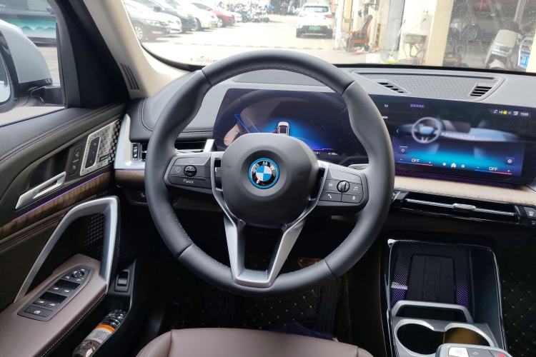 Used BMW iX1 2023 xDrive30L X Design Package