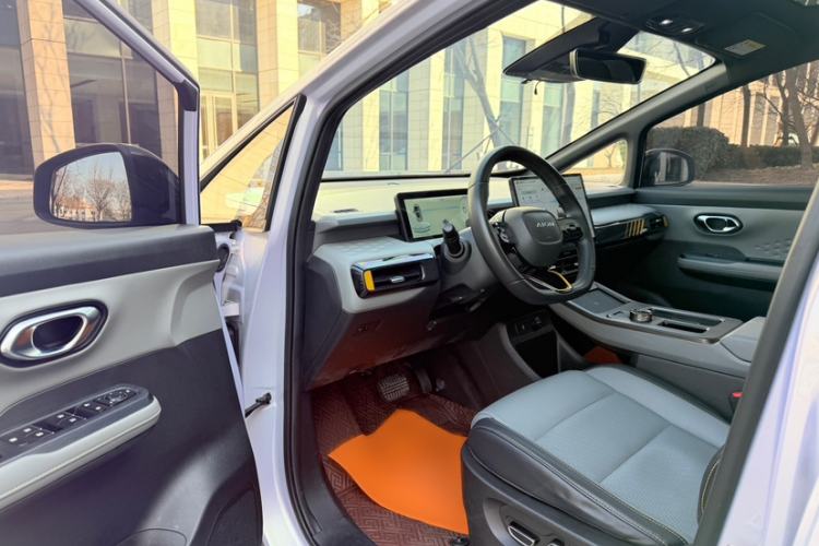 Used AION Y 2022 70 Tech Edition Lithium Iron Phosphate
