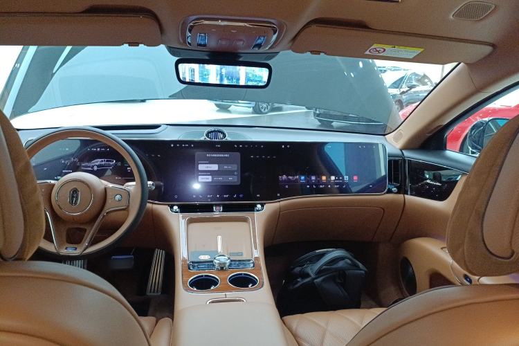 Used Hima S800 2025 Model, Range-Extended Starlight Premium Edition, 5 Seats
