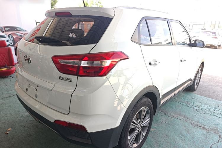 Used Hyundai ix25 2015 1.6L Automatic Two-Wheel Drive Smart GLS Trim
