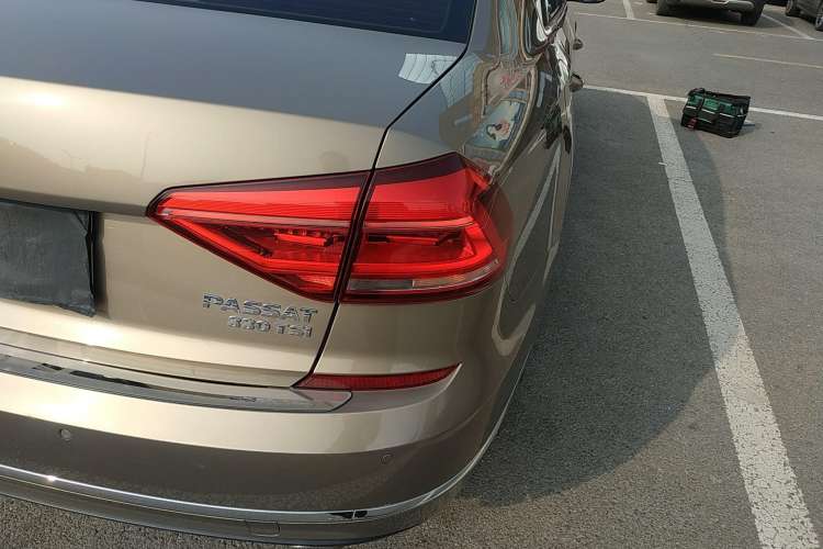 Used Volkswagen Passat 2016 330TSI DSG Luxury Edition