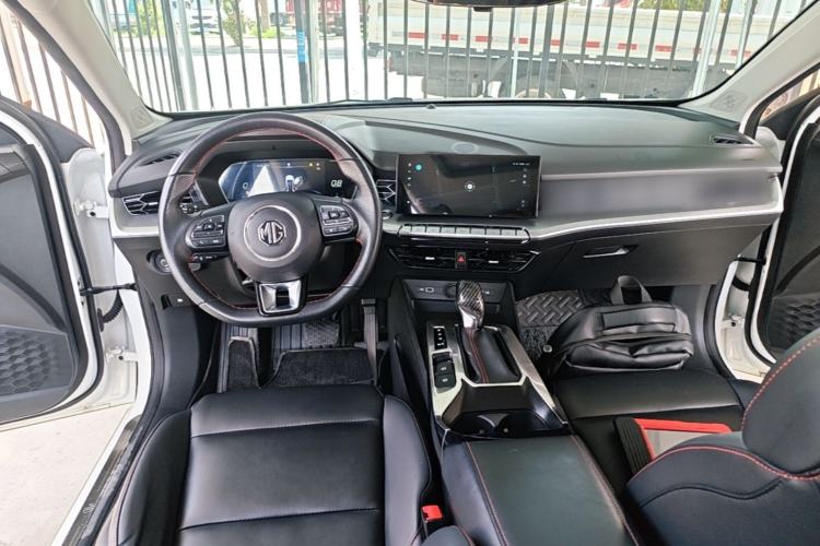 Used MG 5 2022 180 DVVT CVT Youth Flagship Edition Center Console