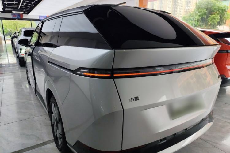 Used XPeng X9 2024 702 Ultra-Long Range Max
