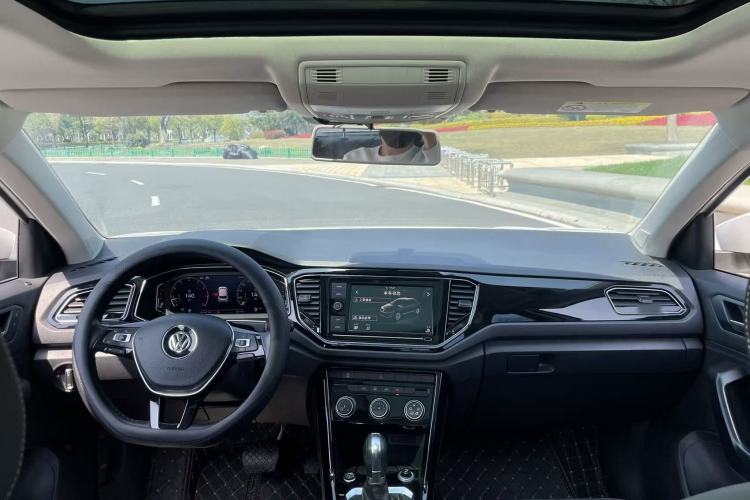 Used Volkswagen T-ROC 2020 280TSI DSG Two-Wheel Drive Comfort Version