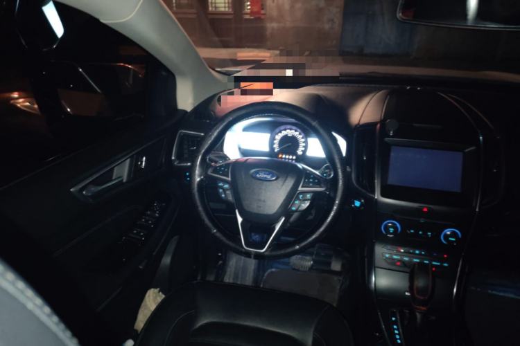 Used Ford Edge 2018 EcoBoost 245 Two-Wheel-Drive Titanium 7-Seater China V Standard
