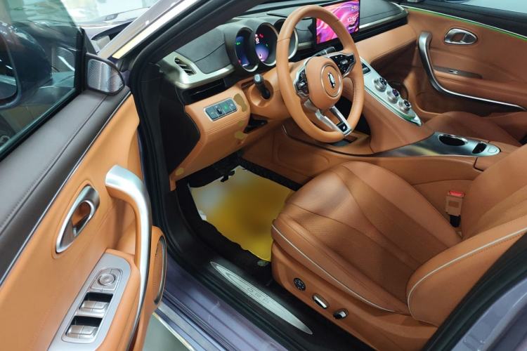 Used ORA Lightning Cat 2022 555 km Luxury Edition