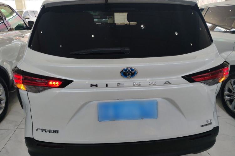 Used Toyota SIENNA 2023 2.5L Hybrid Comfort Edition Rear