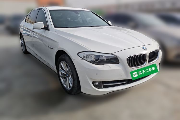 Used BMW 5 Series 2013 525Li Leading Model Front Right 45 Deg