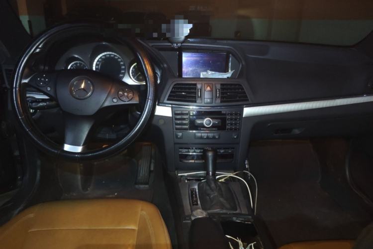 Used Mercedes-Benz E-Class 2010 E 260 CGI Coupe