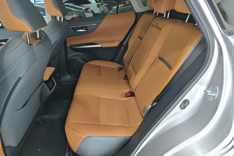 Used Toyota Venza 2022 2.0L CVT Two-Wheel Drive Prestige Edition