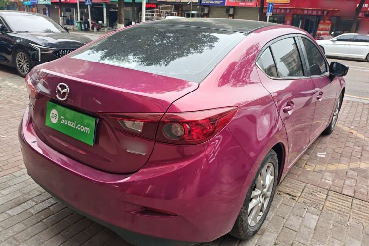 Used Mazda Mazda 3 Axela 2016 Sedan 1.5L Automatic Comfort Model
