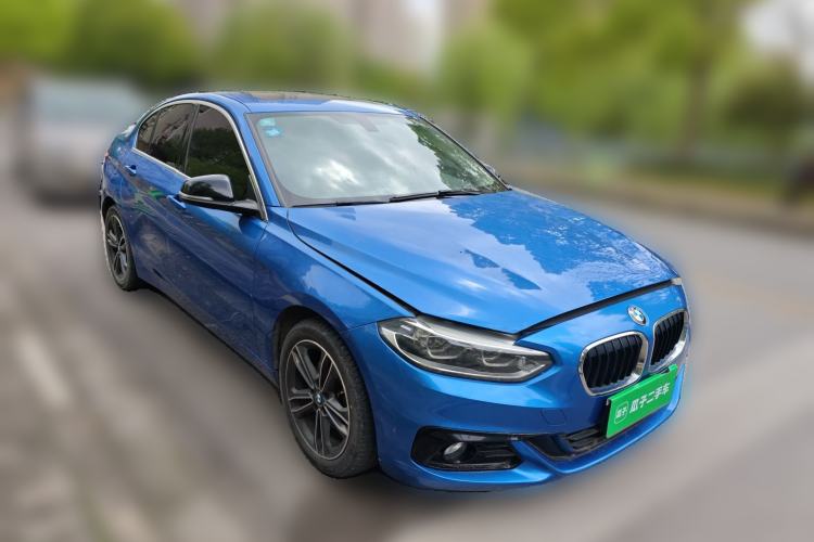 Used BMW 1 Series 2018 Facelifted 118i Sport Edition Front Right 45 Deg